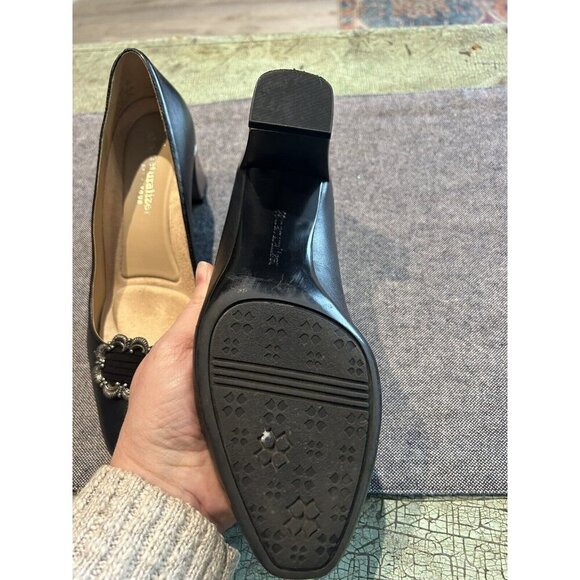 Naturalizer Black Leather Block Heel Pumps Buckle Comfort Classic 6.5 - Picture 6 of 7